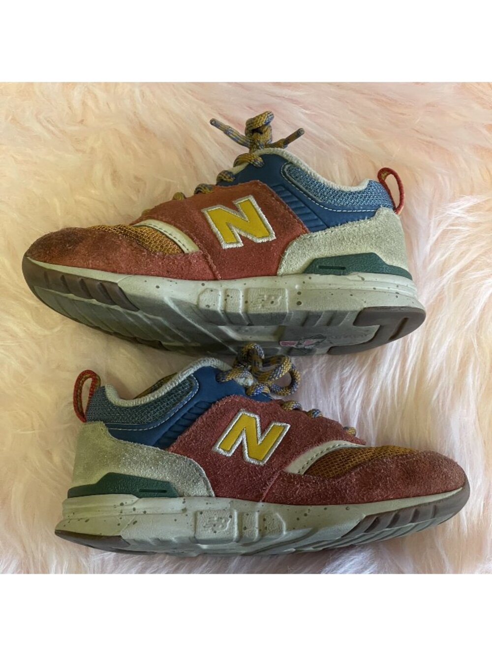 New Balance 997H Cordura Vintage Orange Suede & Mesh Sneakers 10 Multi-Color